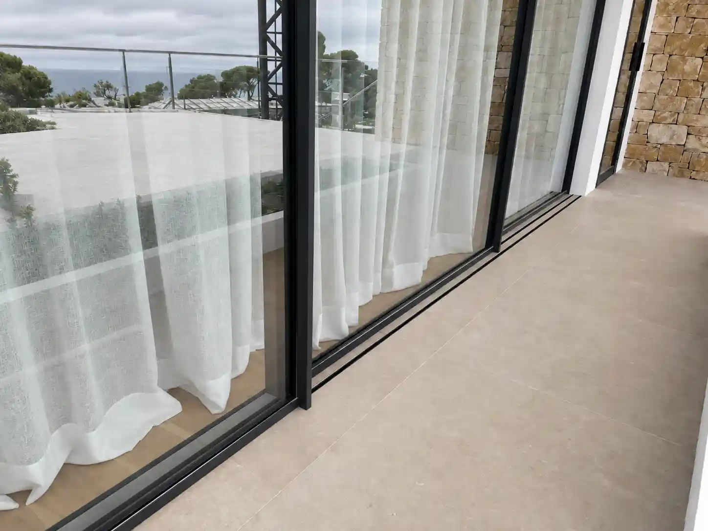Aluminum Sliding